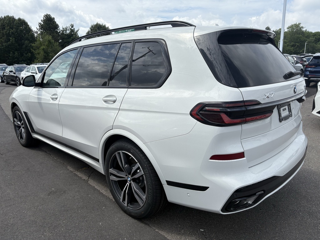 2026 Bmw X7 xDrive40i photo 3