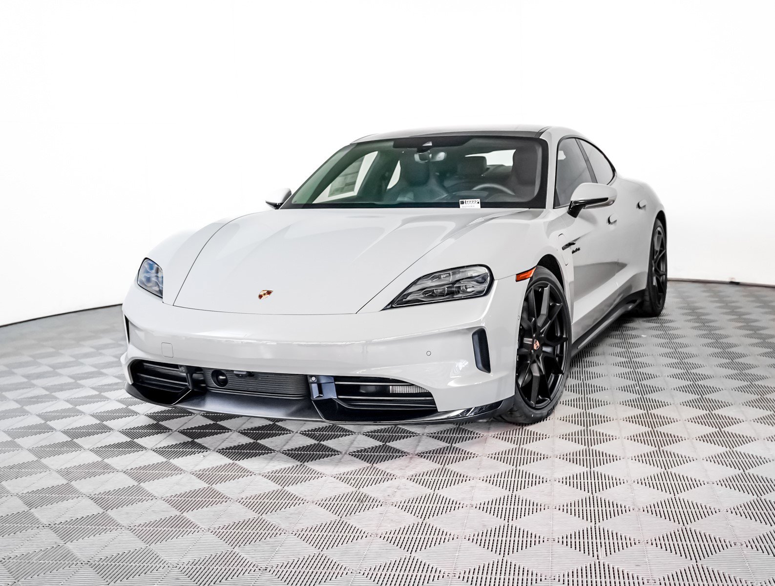 2026 Porsche Taycan GTS