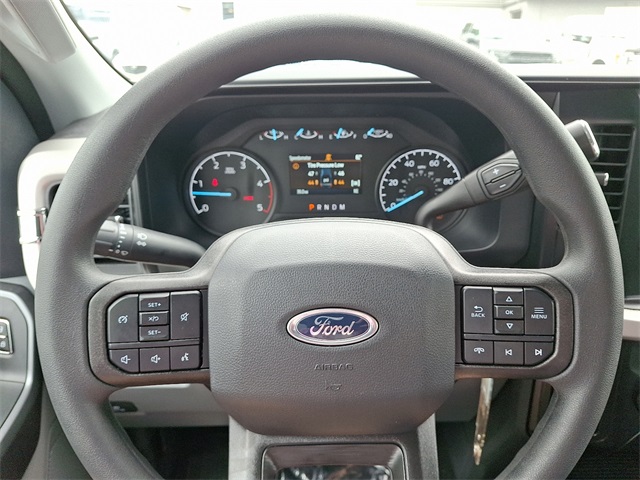 2025 Ford F-350 XL photo 14