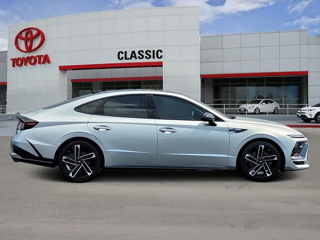 2024 Hyundai Sonata N Line photo 2