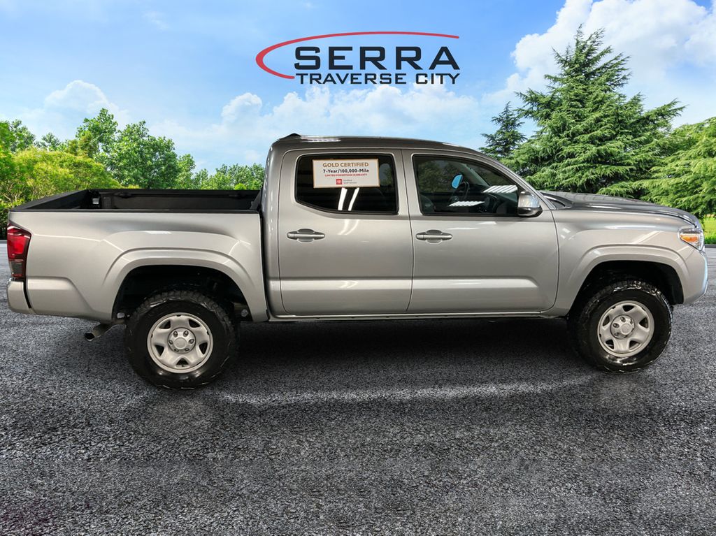 2022 Toyota Tacoma SR photo 4
