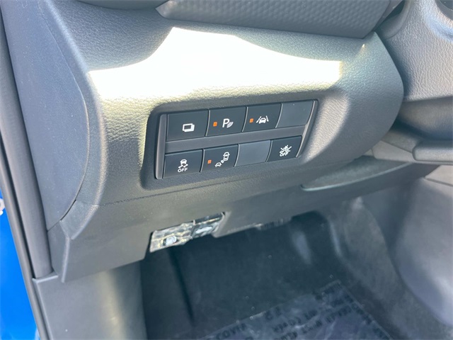2025 Nissan Kicks Play S photo 21