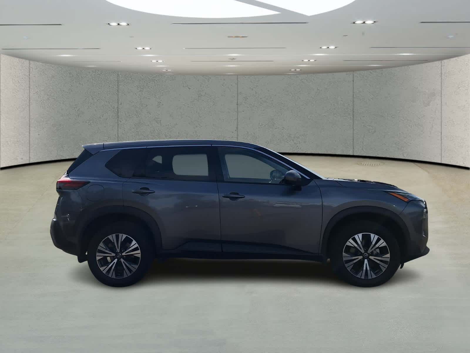 2021 Nissan Rogue SV photo 4