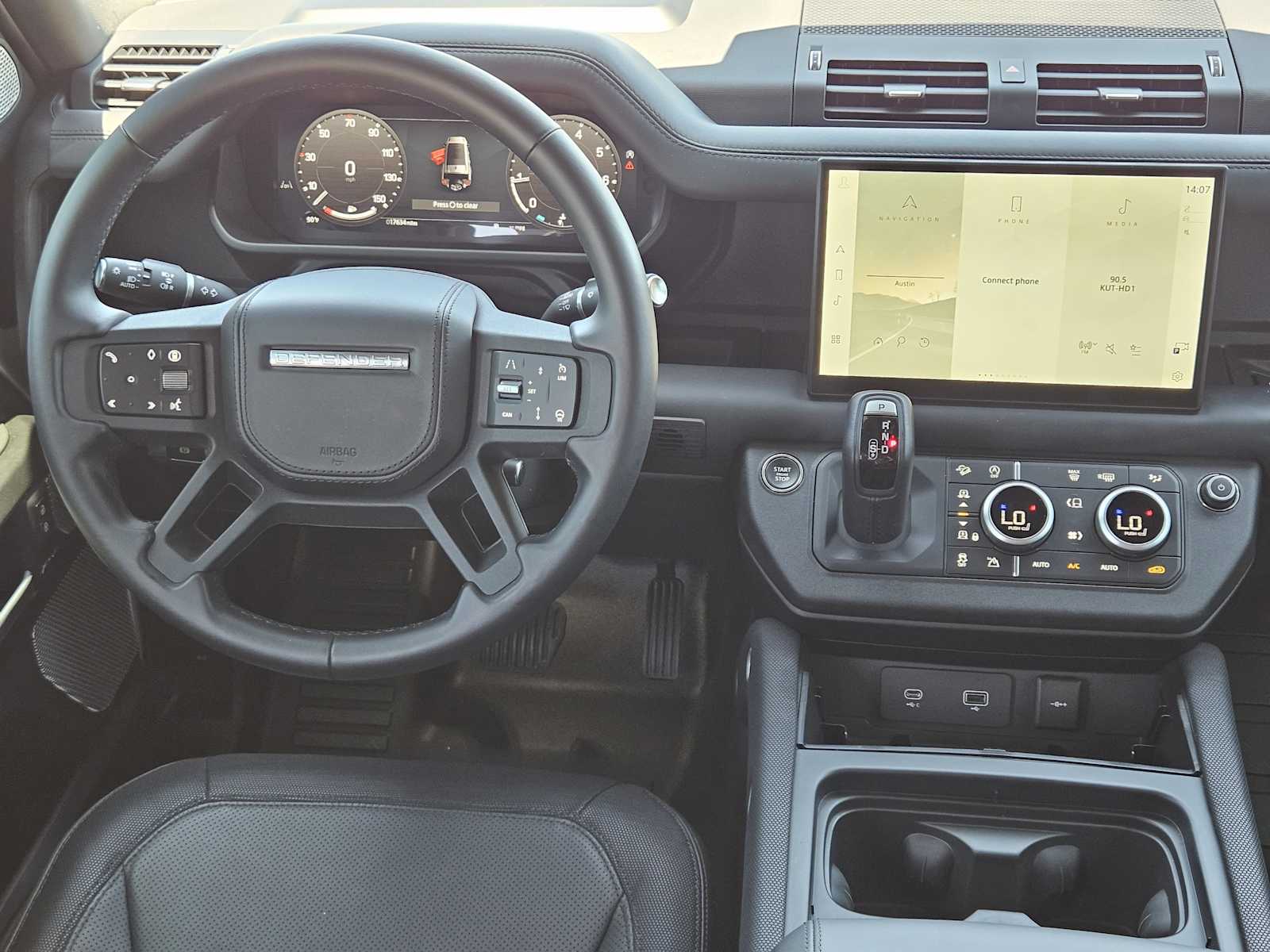 2024 Land Rover Defender Outbound photo 27