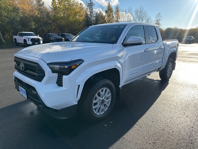 2025 Toyota Tacoma SR5 Double Cab photo 2