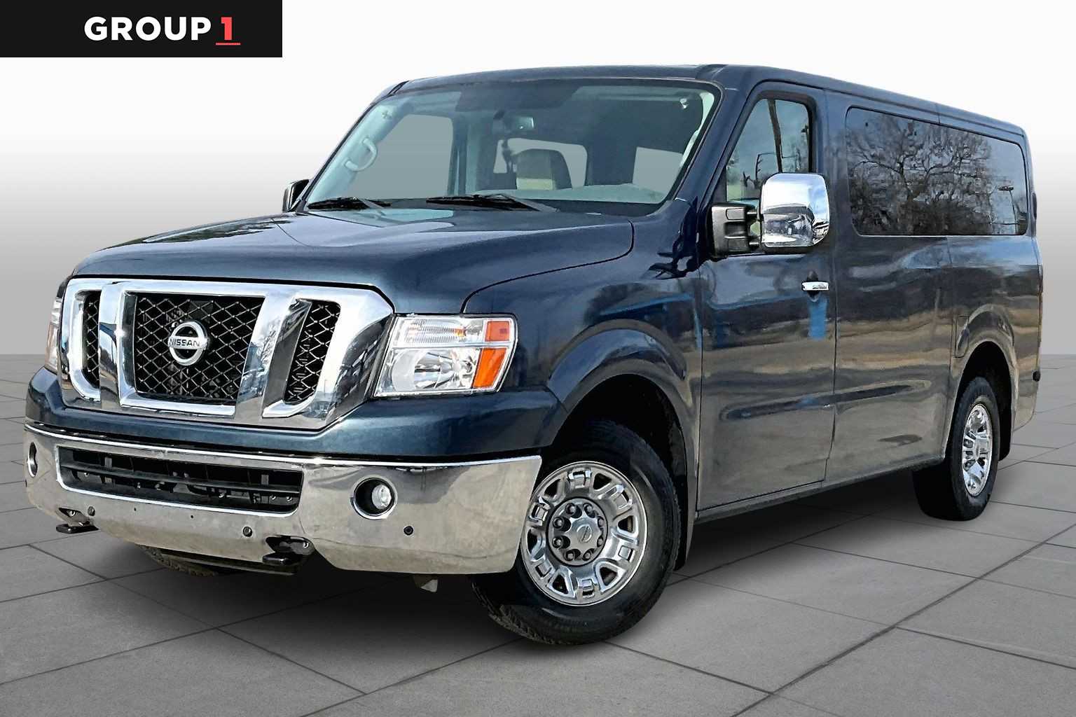 2021 Nissan NV Passenger SL's photo