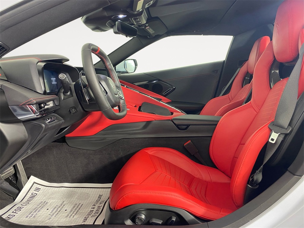 2024 Chevrolet Corvette Stingray 2LT photo 9