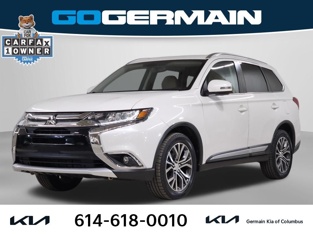 2017 Mitsubishi Outlander SEL's photo