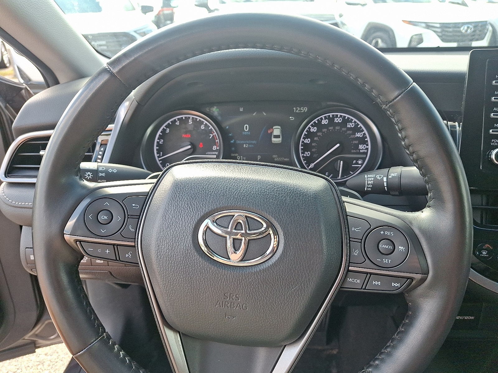2023 Toyota Camry SE photo 18