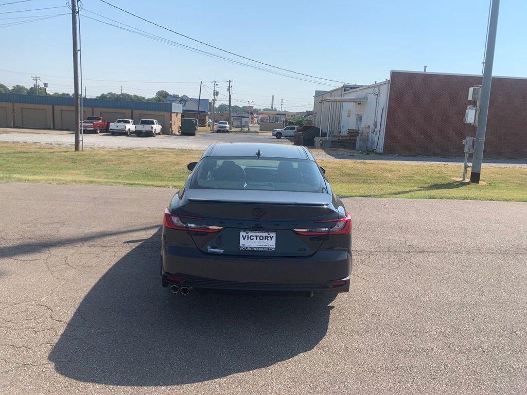 2026 Toyota Camry SE photo 7