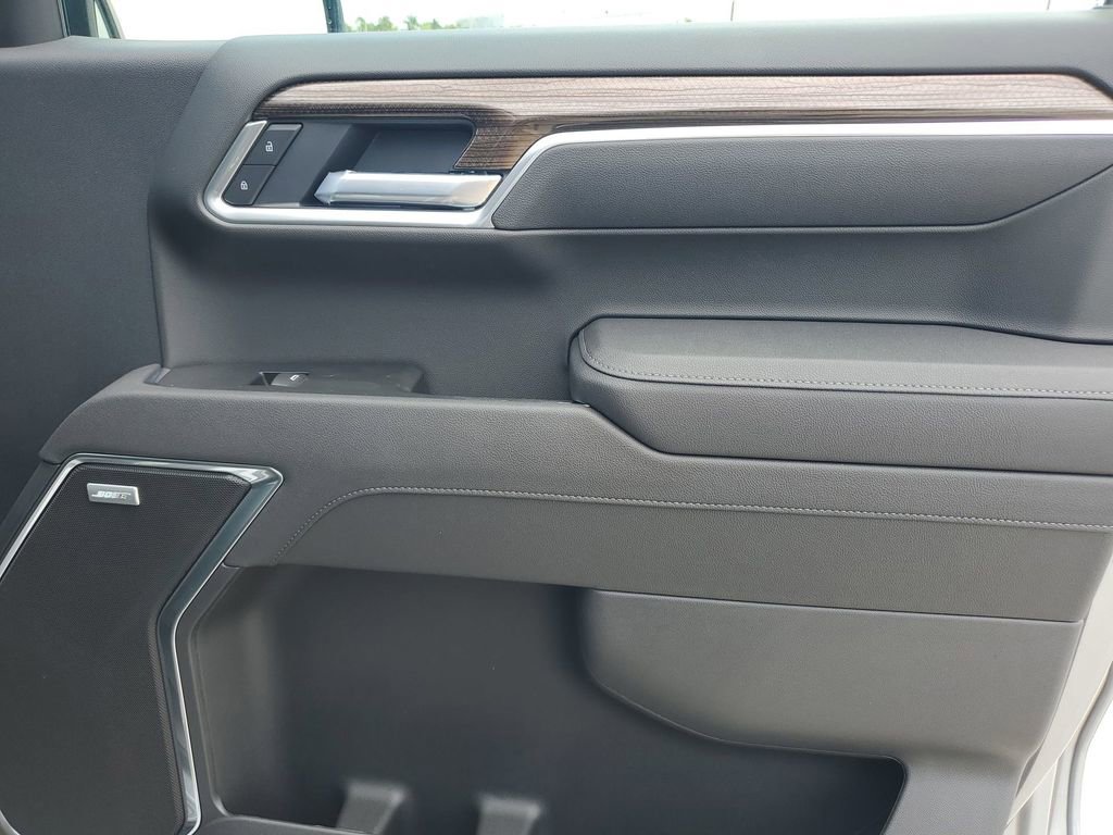 2026 Chevrolet Silverado 1500 RST photo 44