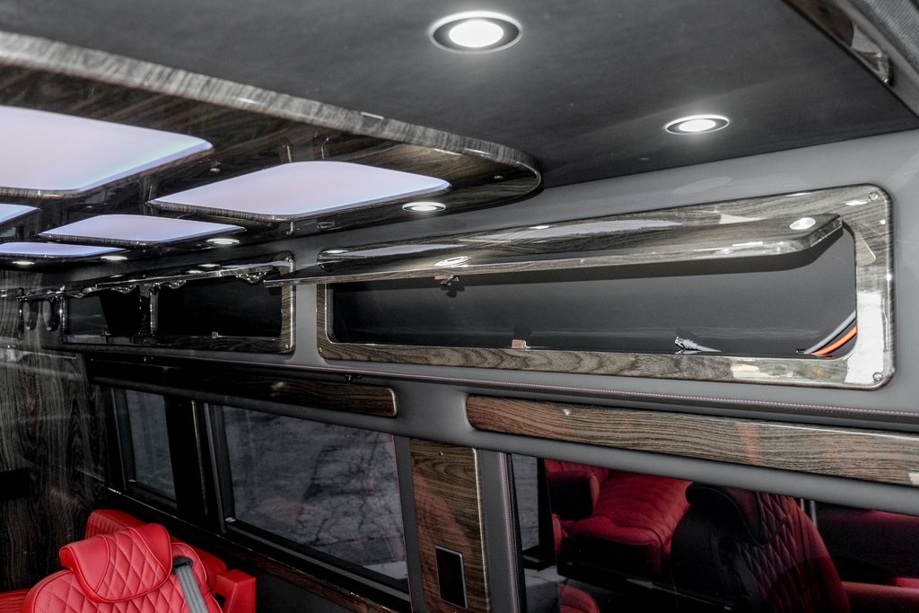 2024 Mercedes Benz Sprinter 3500 photo 32