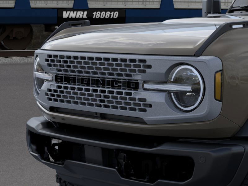 2025 Ford Bronco Badlands photo 16
