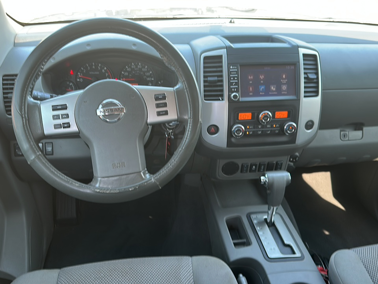2019 Nissan Frontier SV photo 2