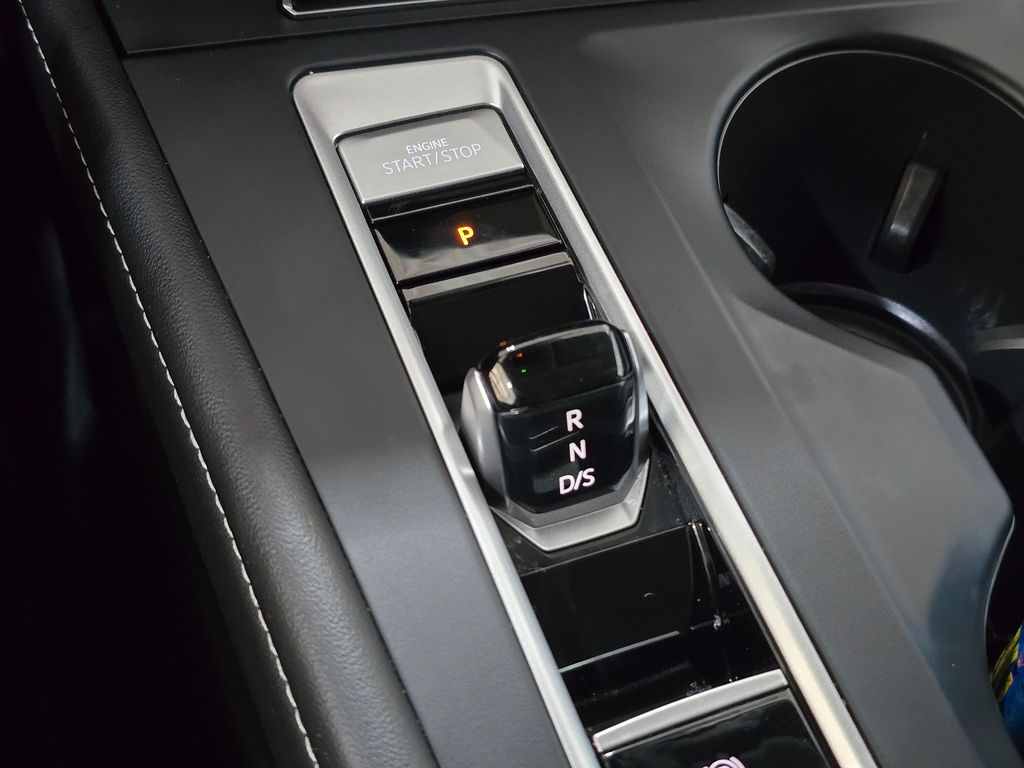 2024 Volkswagen Atlas SE photo 15