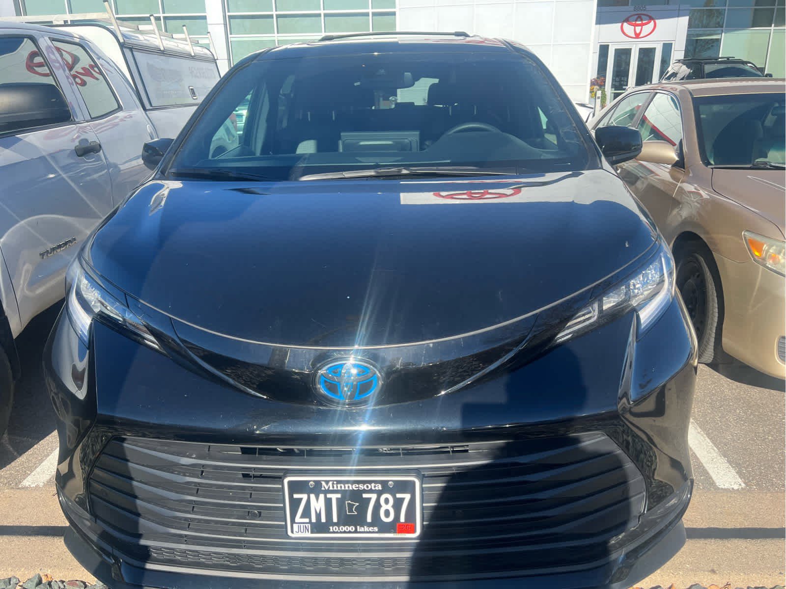 Used 2025 Toyota Sienna Woodland Edition with VIN 5TDCSKFC7SS169162 for sale in Saint Louis Park, Minnesota