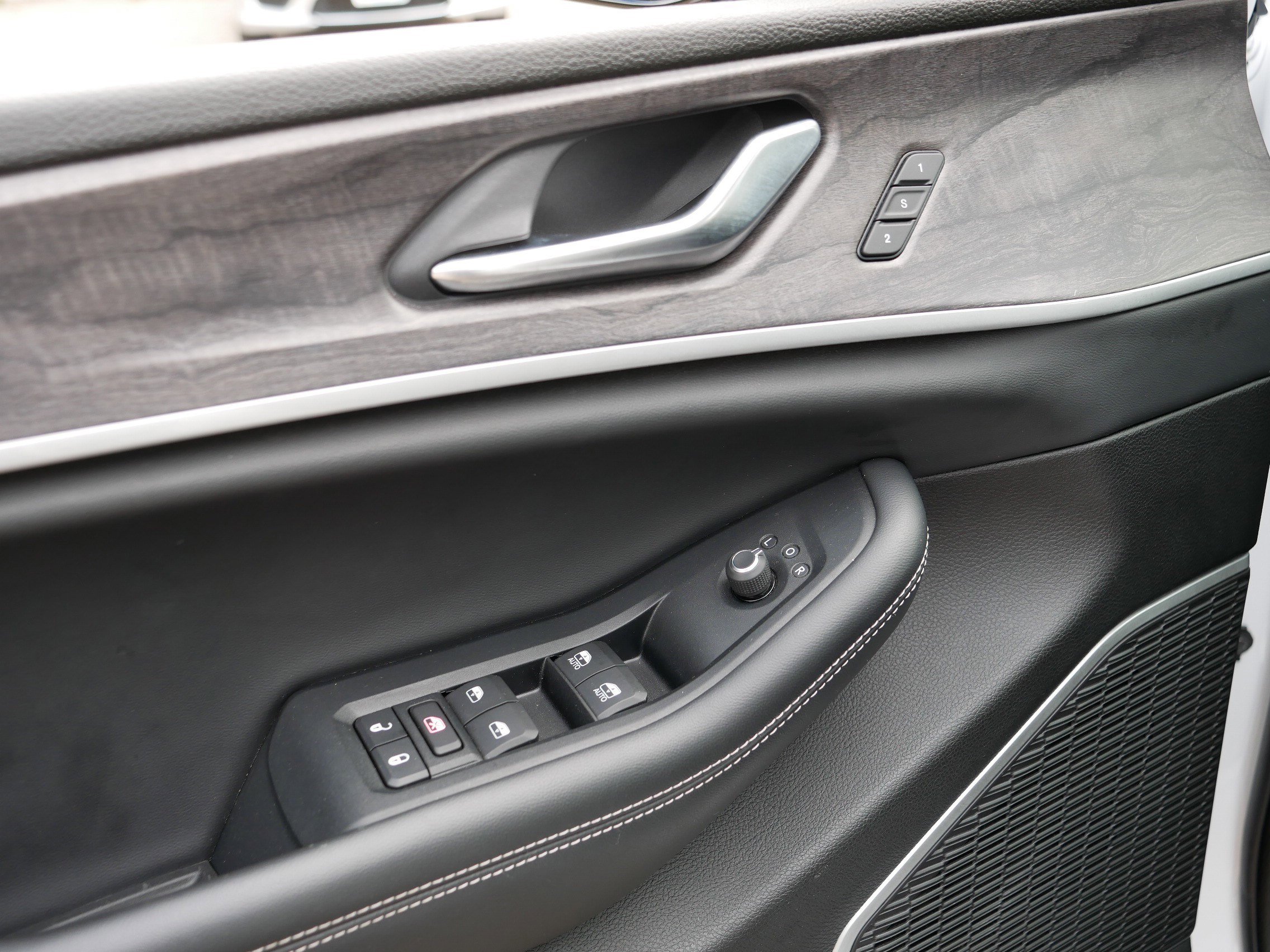 2022 Jeep Grand Cherokee Limited photo 19