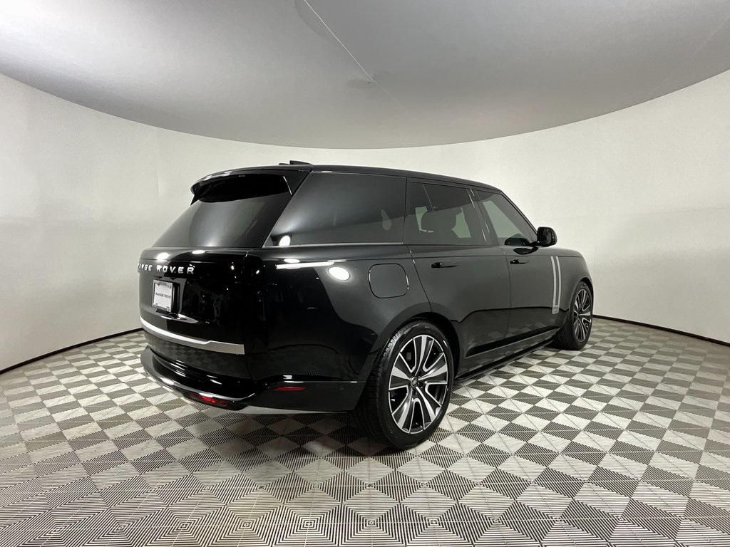 2025 Land Rover Range Rover Autobiography photo 4