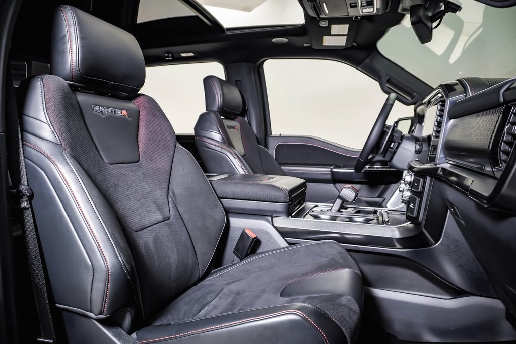 2024 Ford F-150 Raptor photo 16