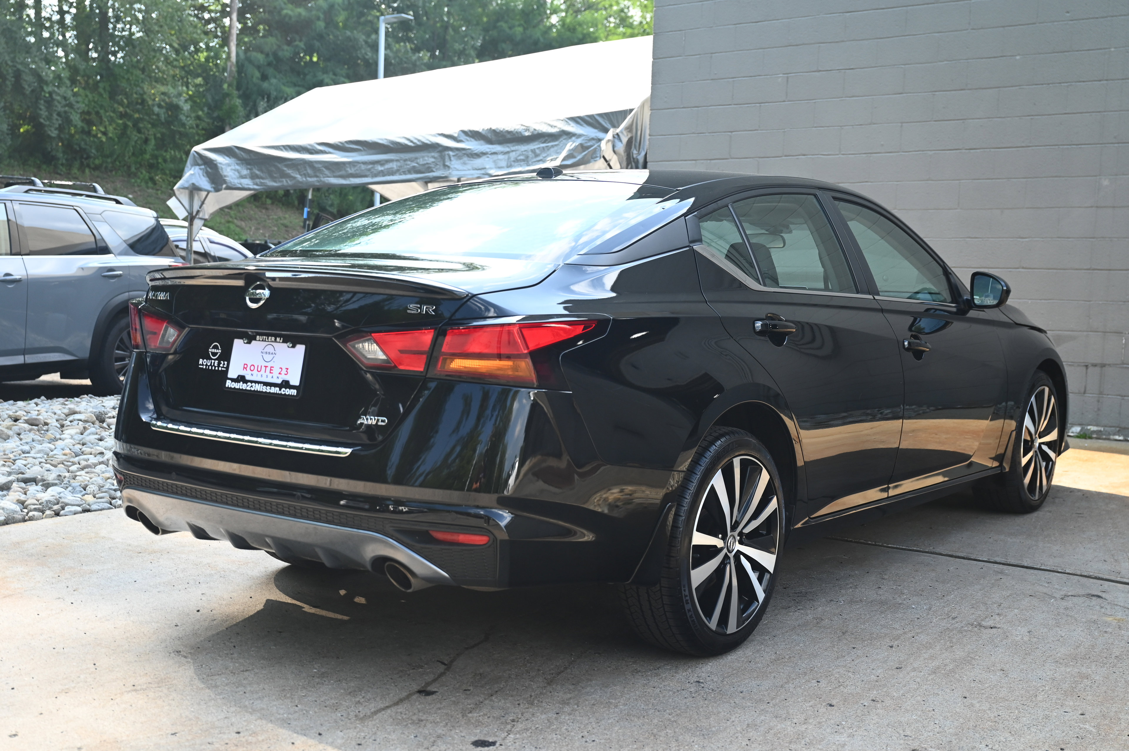 2022 Nissan Altima 2.5 SR photo 6