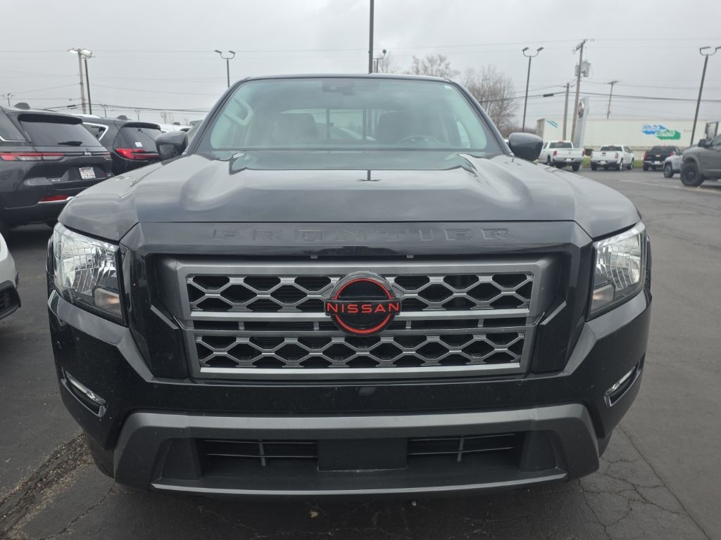 2022 Nissan Frontier SV photo 4