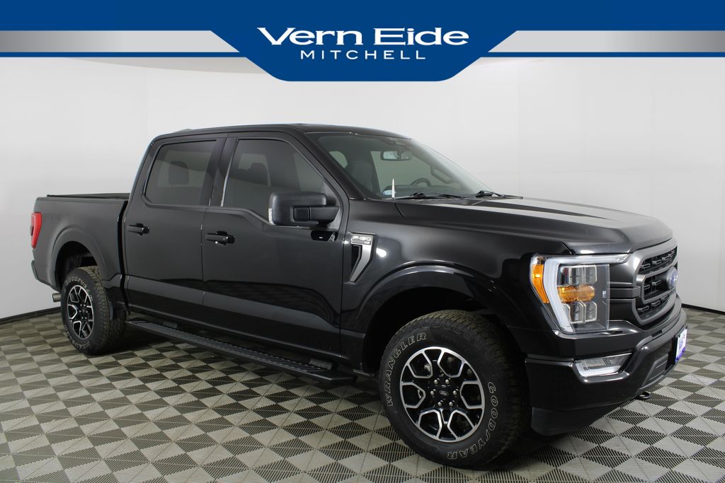 2022 Ford F-150 XLT's photo