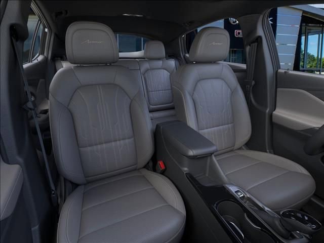 2025 Buick Envista Avenir photo 13