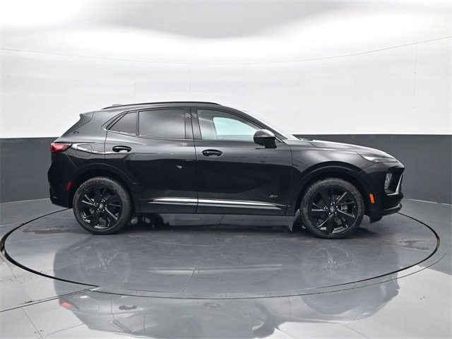 2025 Buick Envision Sport Touring photo 3