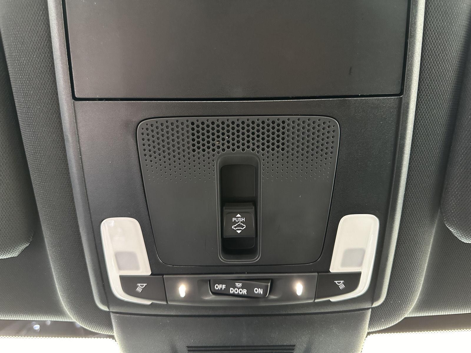 2025 Honda CR-V Hybrid Sport-L photo 31