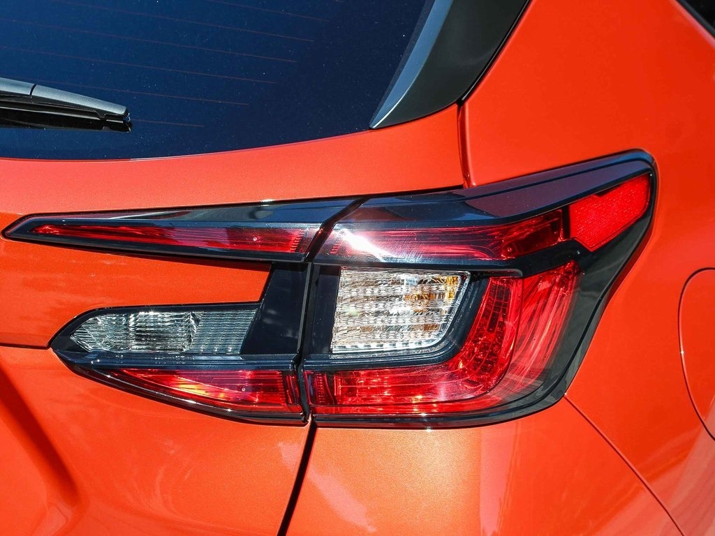2025 Subaru Crosstrek Premium photo 2