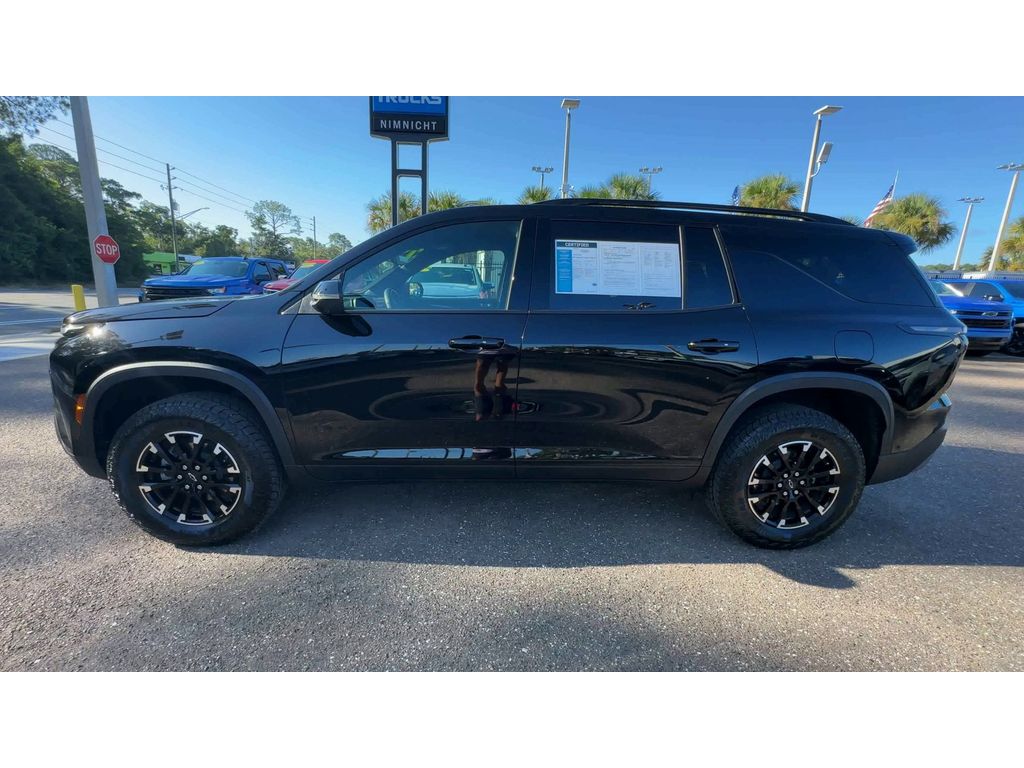 2025 Chevrolet Traverse Z71 photo 5