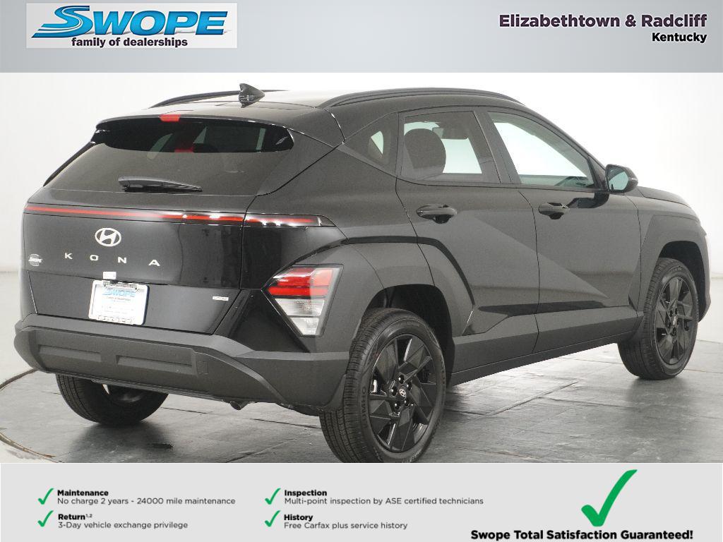2026 Hyundai Kona SEL photo 2