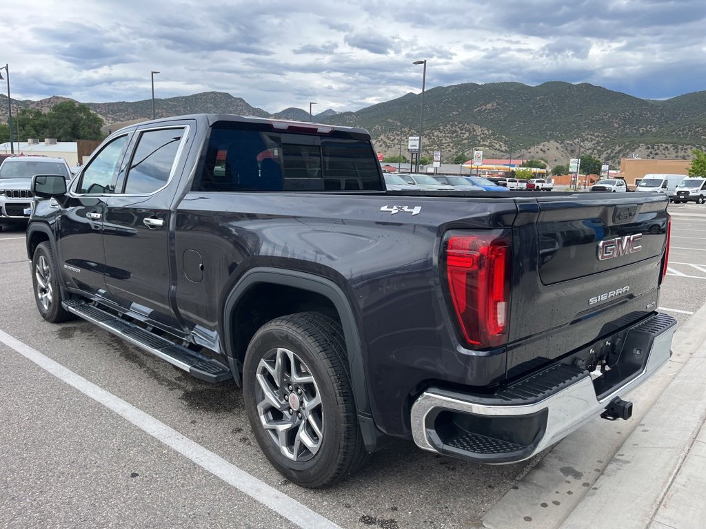2022 Gmc Sierra 1500 SLT photo 4