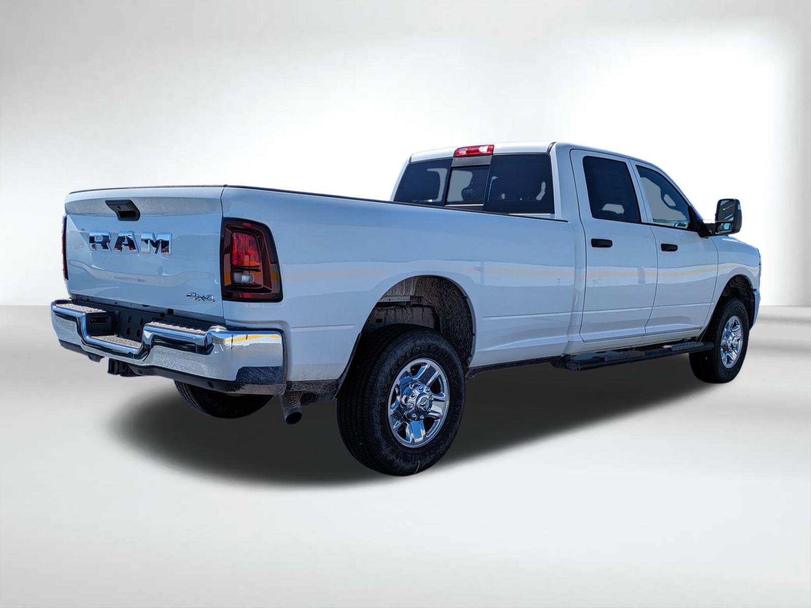 2025 Ram 2500 Tradesman photo 4