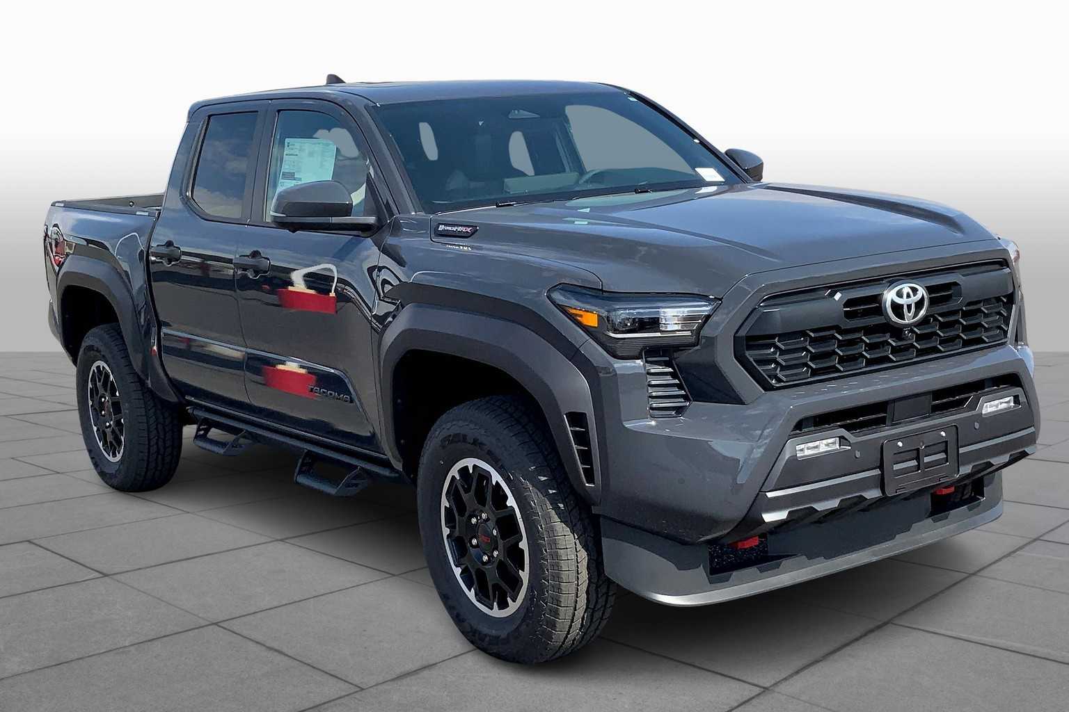2025 Toyota Tacoma TRD Off-Road photo 2