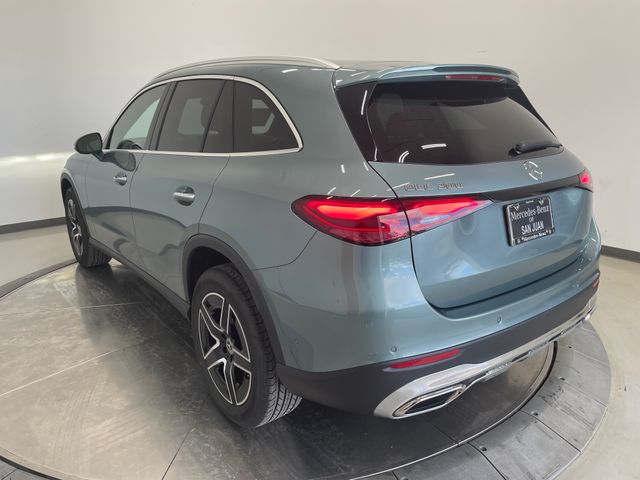 2026 Mercedes Benz GLC 300 photo 3