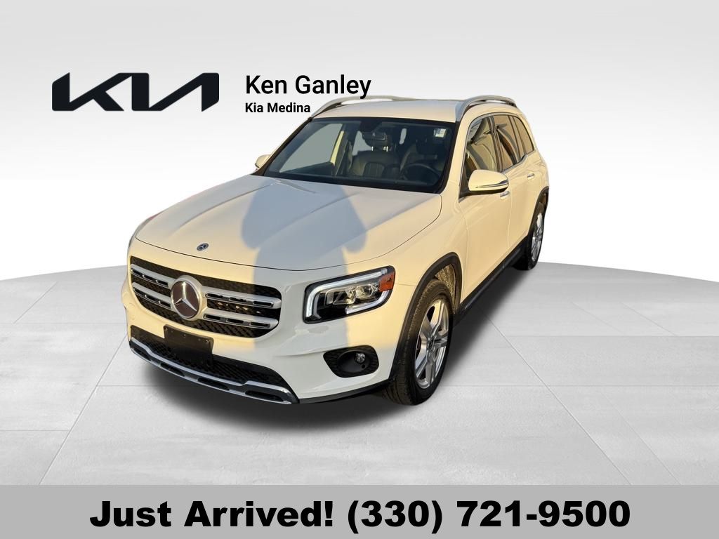 2020 Mercedes-Benz GLB Base's photo