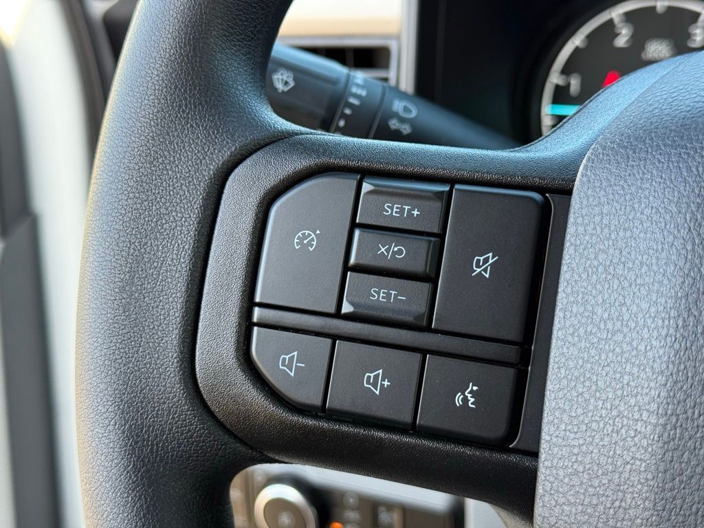 2026 Ford F-250 XLT photo 13