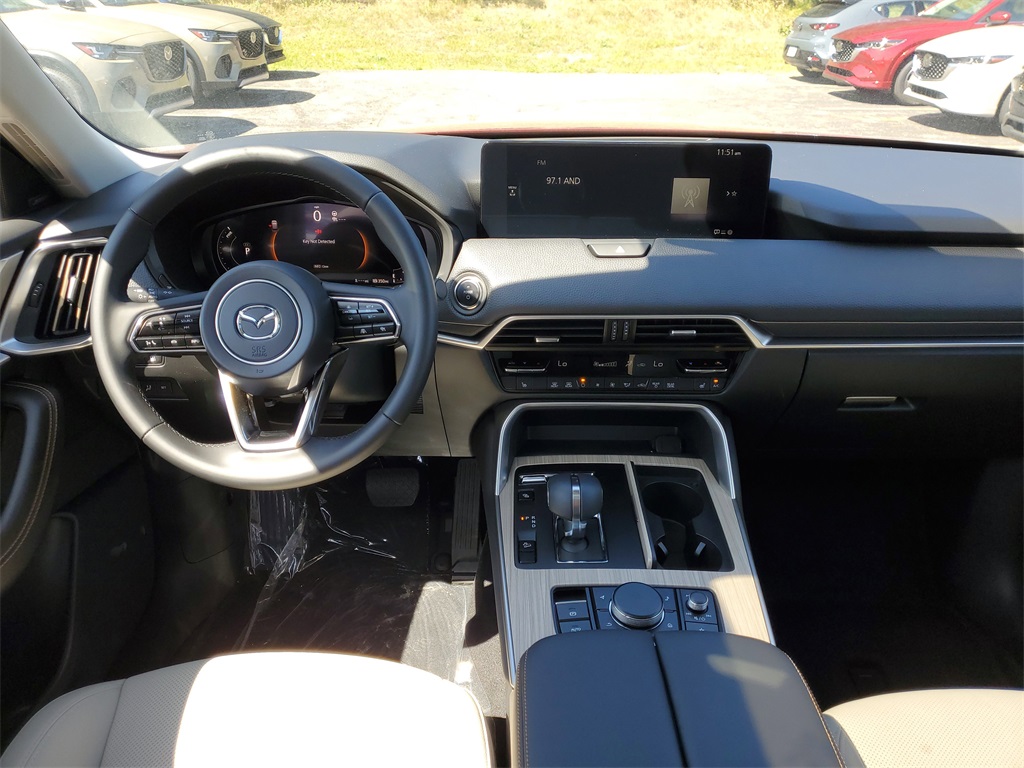 2025 Mazda CX-70 Plug-in Hybrid Premium photo 16