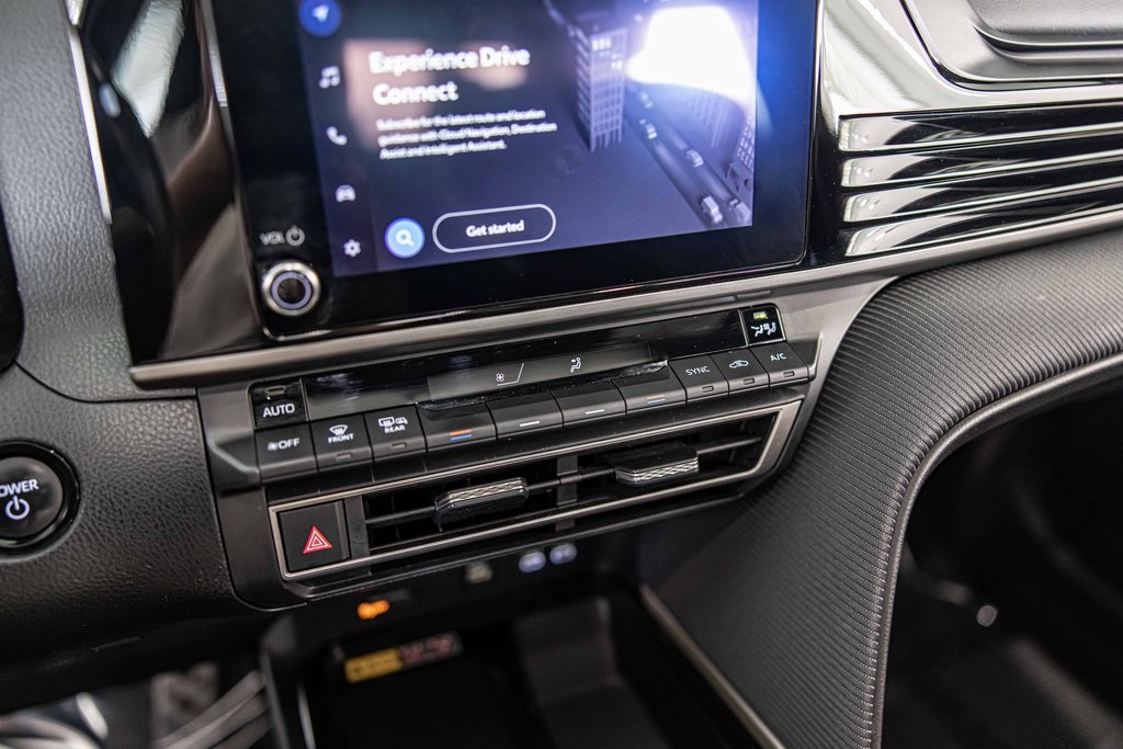 2025 TOYOTA CAMRY - Image 29