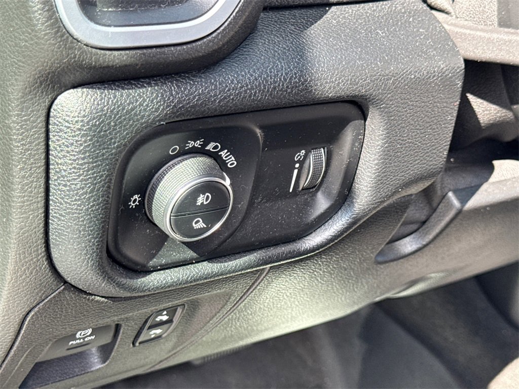 2021 Ram 1500 Big Horn Lone Star photo 8