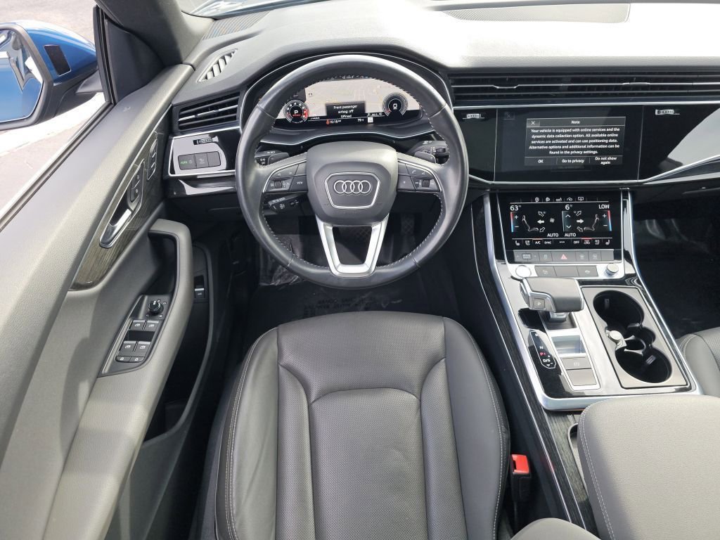 2020 Audi Q8 55 Premium Plus photo 4
