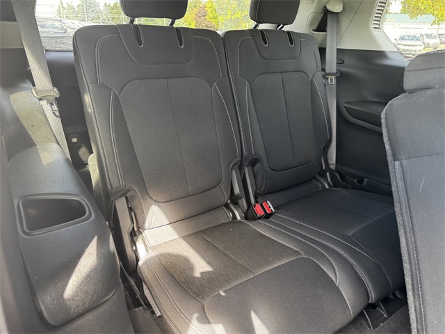 2022 Jeep Grand Cherokee Laredo photo 17