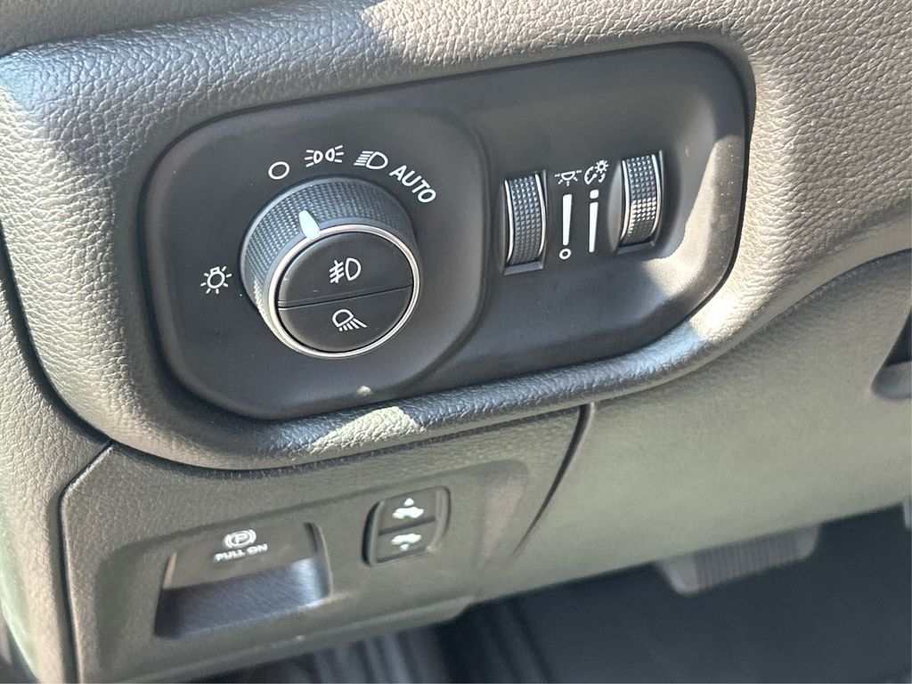 2026 Ram 1500 Big Horn Lone Star photo 31