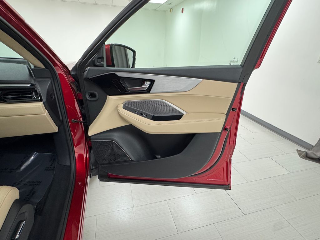 2023 Acura MDX SH-AWD photo 12