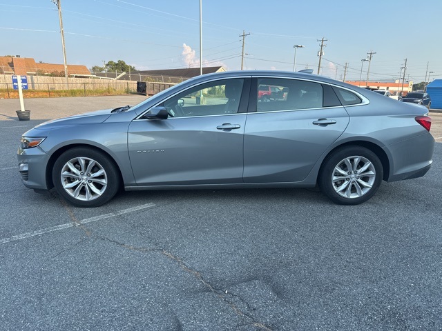 2024 Chevrolet Malibu 1LT photo 3