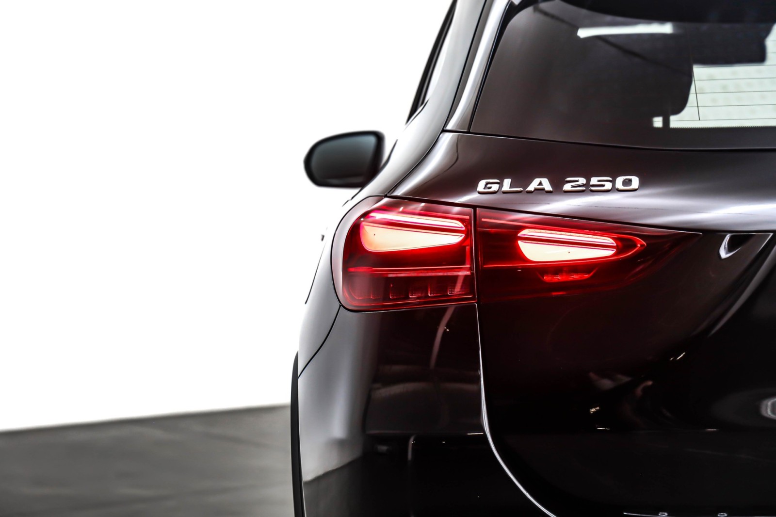 2025 Mercedes Benz GLA 250 photo 14