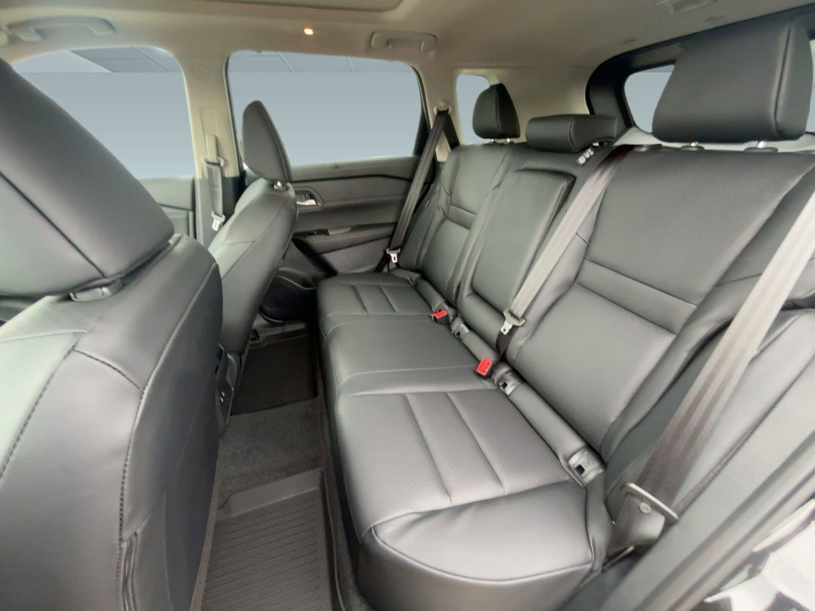 2026 Nissan Rogue SV photo 14