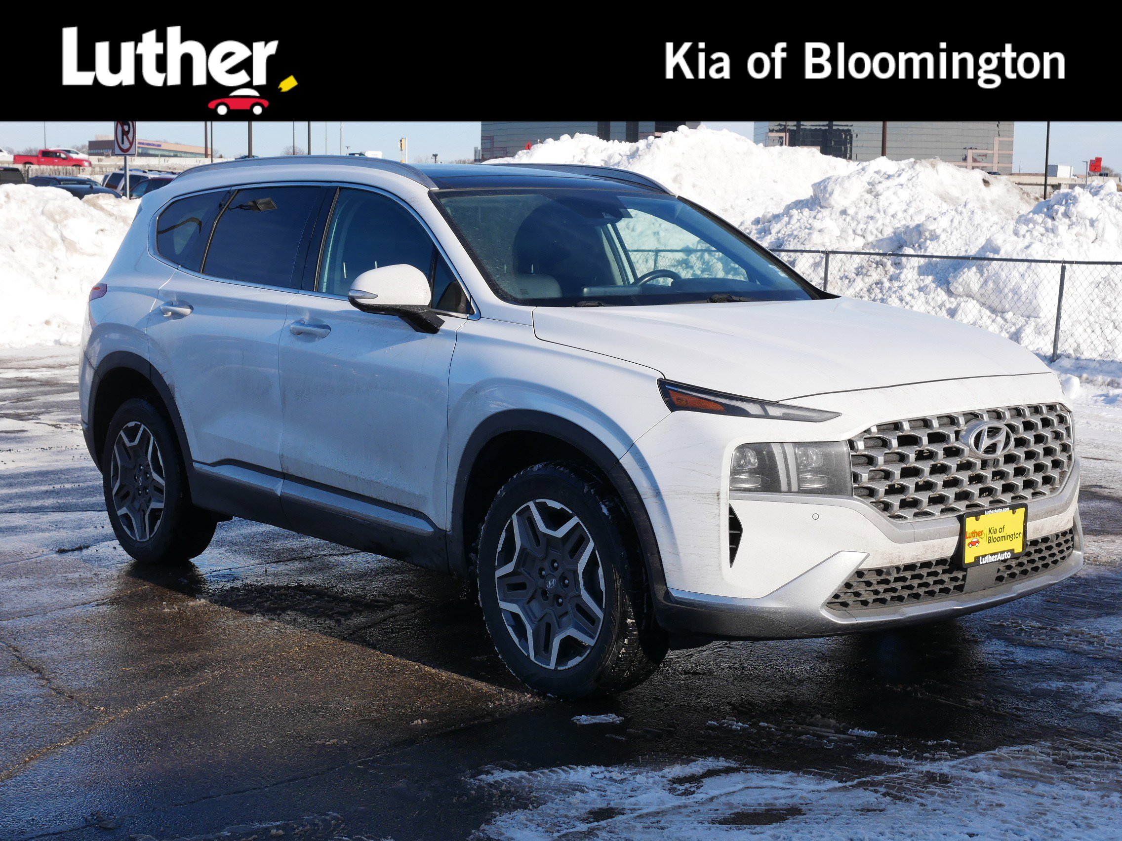 2023 Hyundai Santa Fe Limited's photo