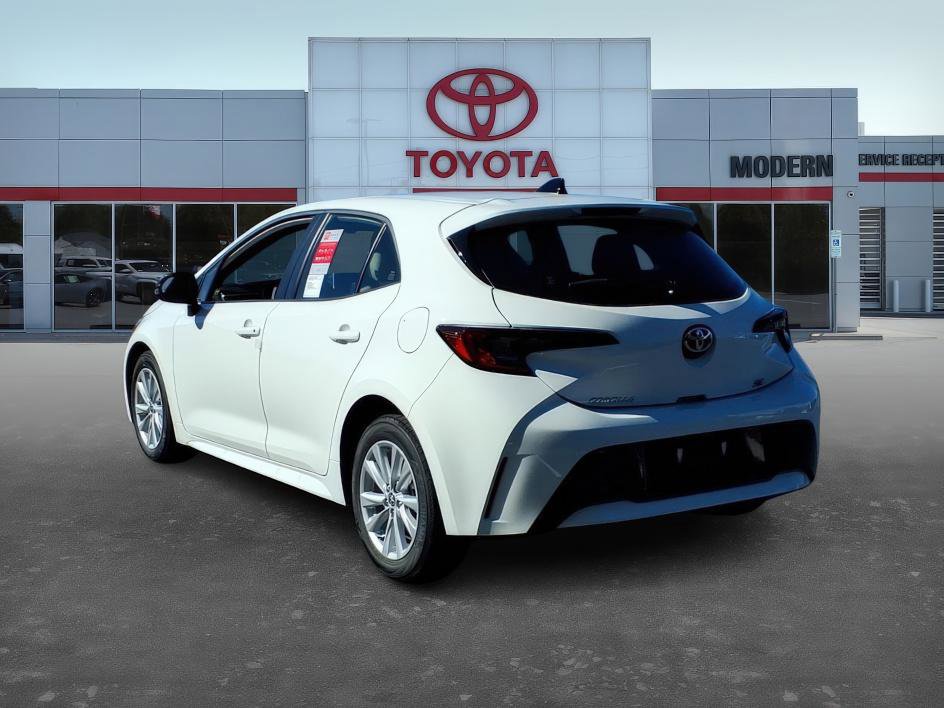 2026 Toyota Corolla SE photo 4